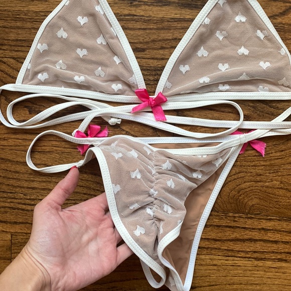 Bride Bikini - Picture 2 of 6